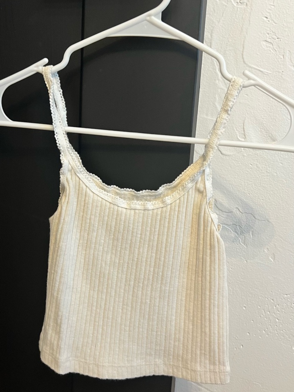 Brandy Melville crop tank